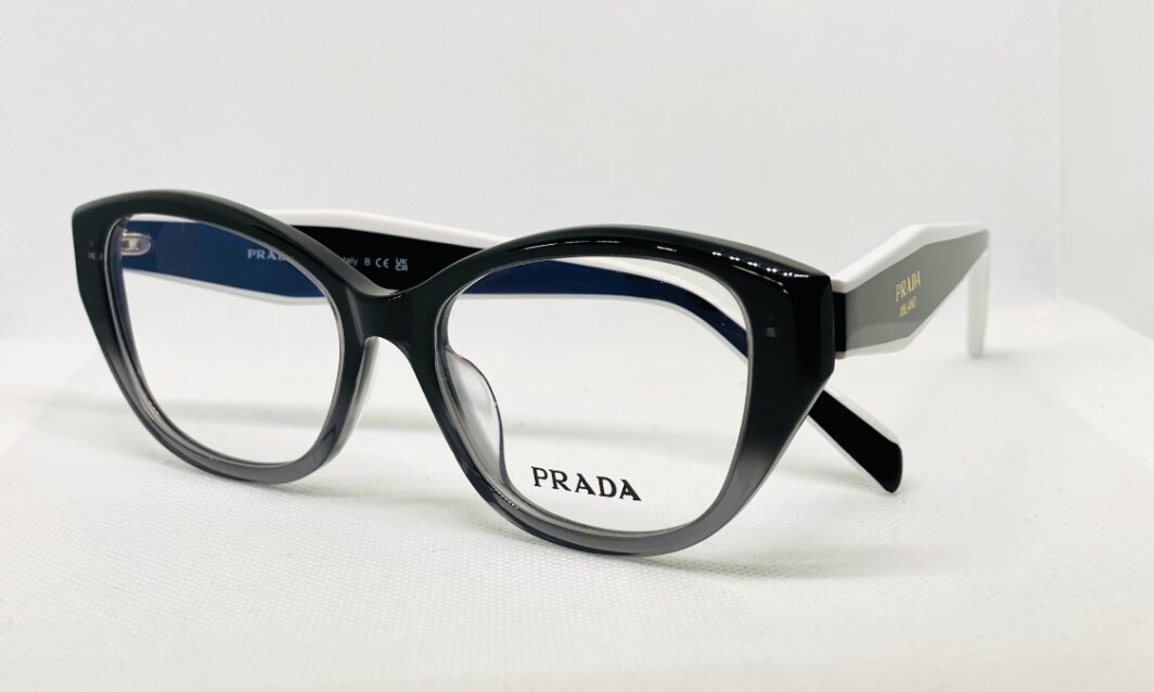 PRADA B/W