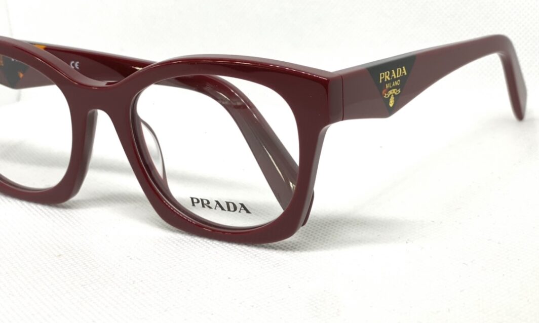 Prada devo maroon