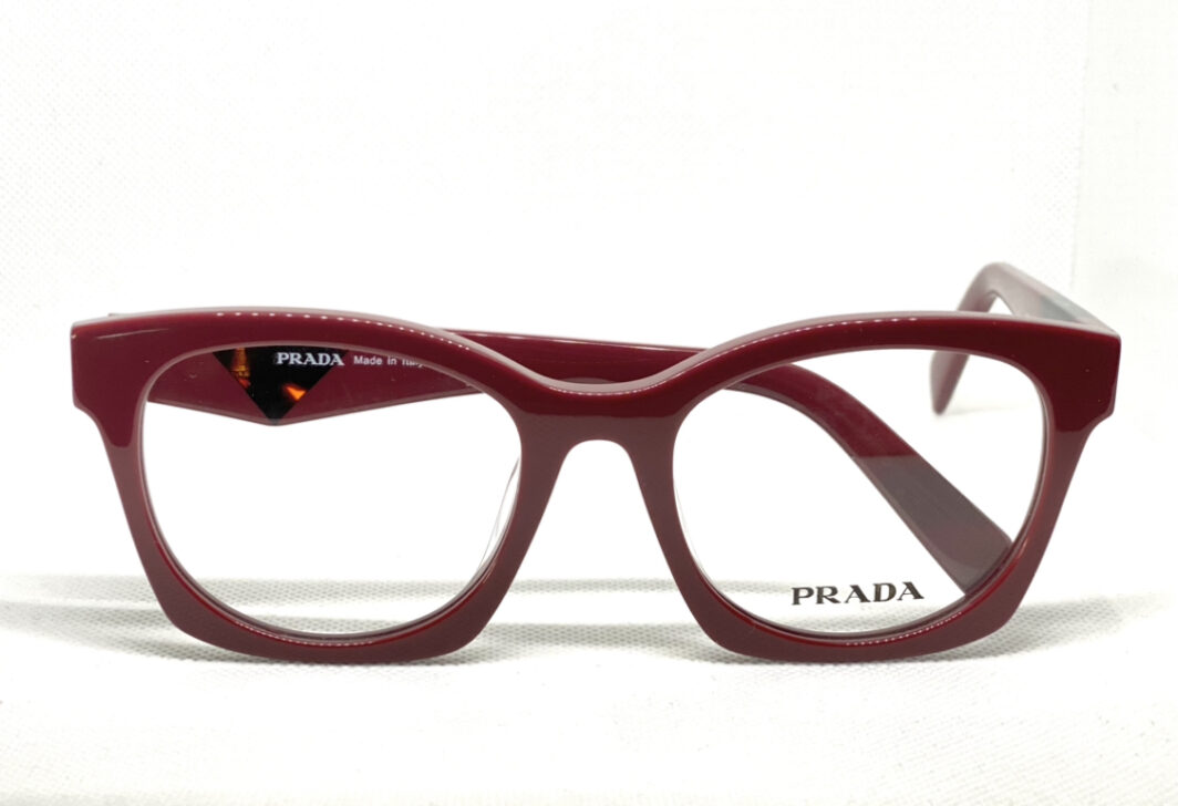 Prada devo maroon - Image 2